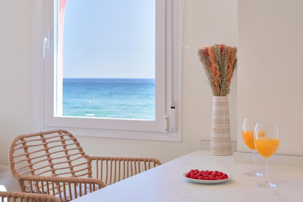 Sea Suite Beachfront Marbella Bagian luar foto
