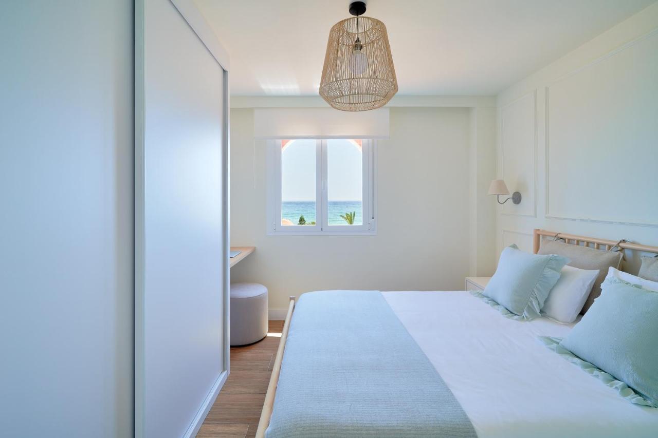 Sea Suite Beachfront Marbella Bagian luar foto