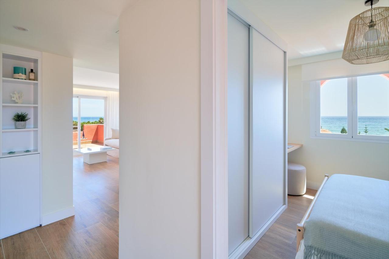 Sea Suite Beachfront Marbella Bagian luar foto